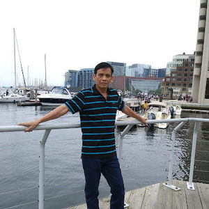 Meet your Posher, Hoang